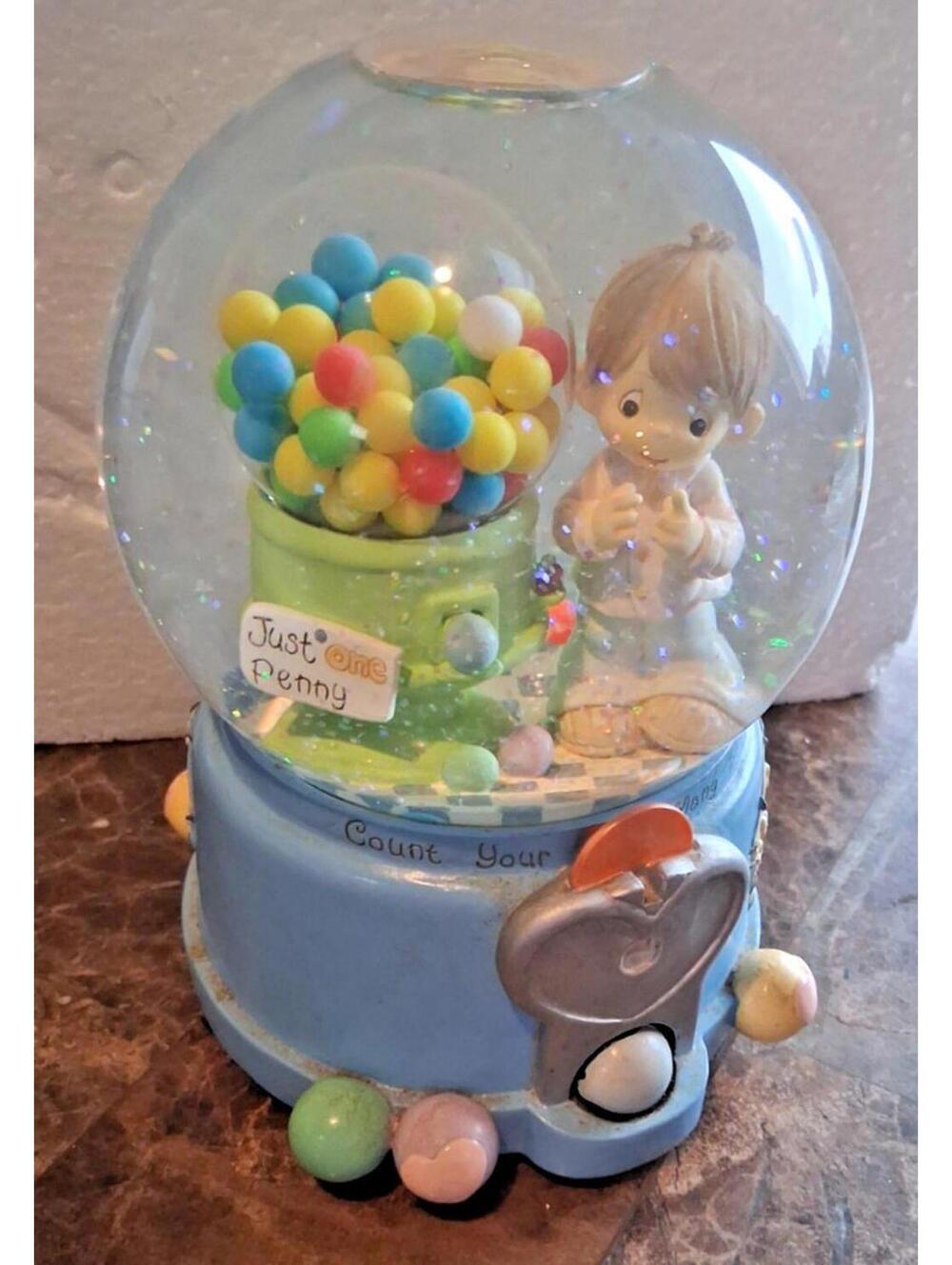 Precious Moments "Count Your Many Blessings" Musical Snow Globe Enesco Figurine